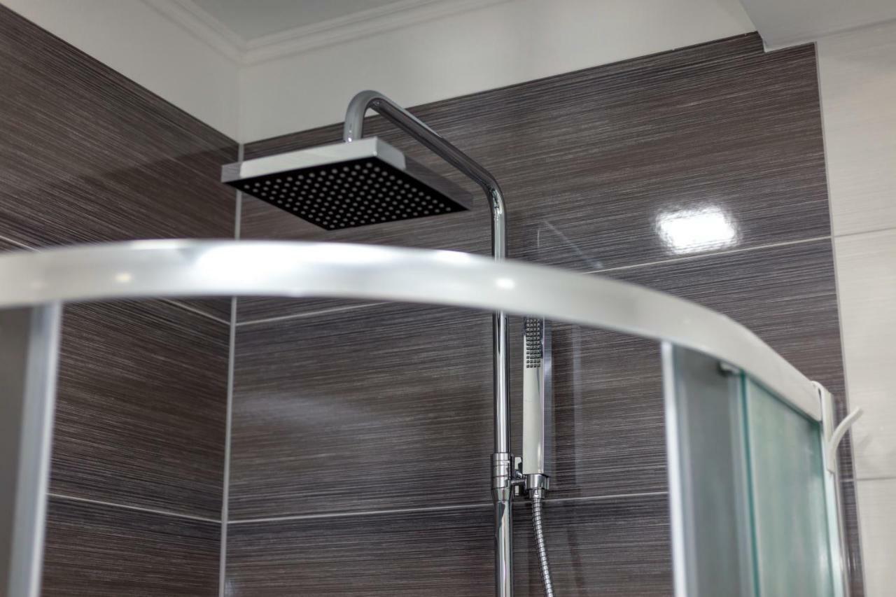 Villa Apartments Kordic Kastela Luaran gambar