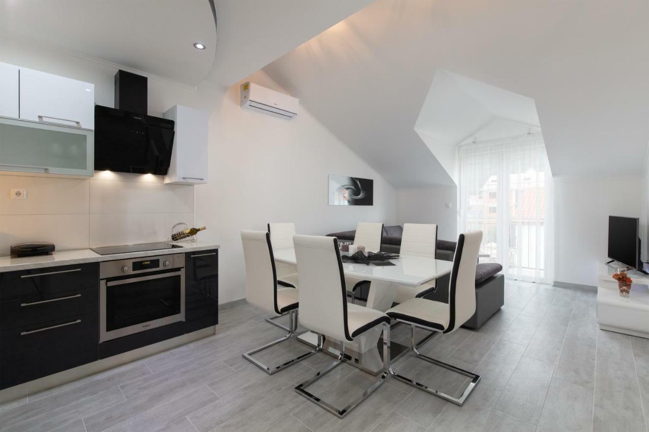 Villa Apartments Kordic Kastela Luaran gambar