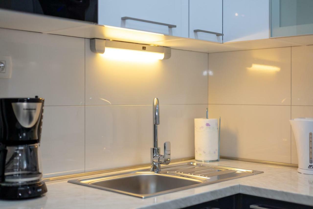 Villa Apartments Kordic Kastela Luaran gambar