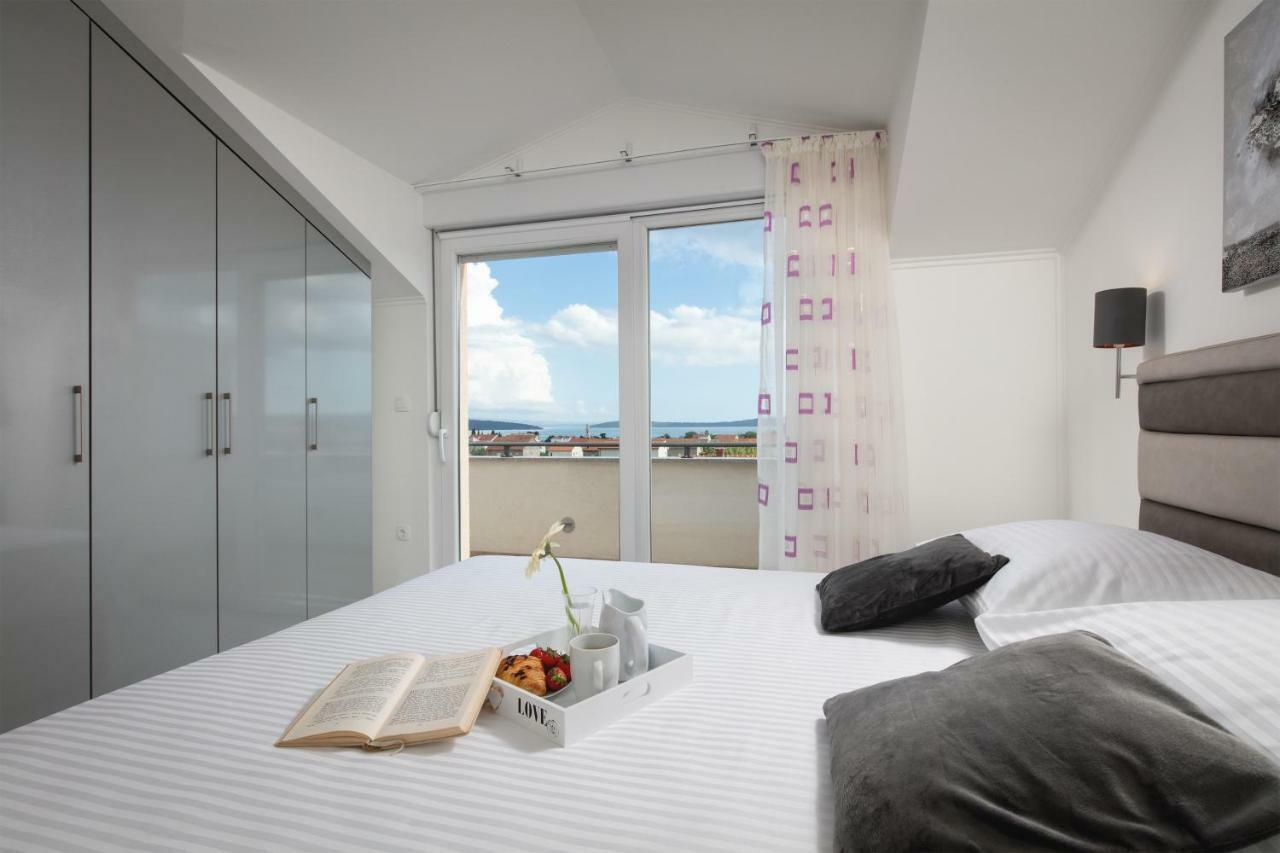Villa Apartments Kordic Kastela Luaran gambar