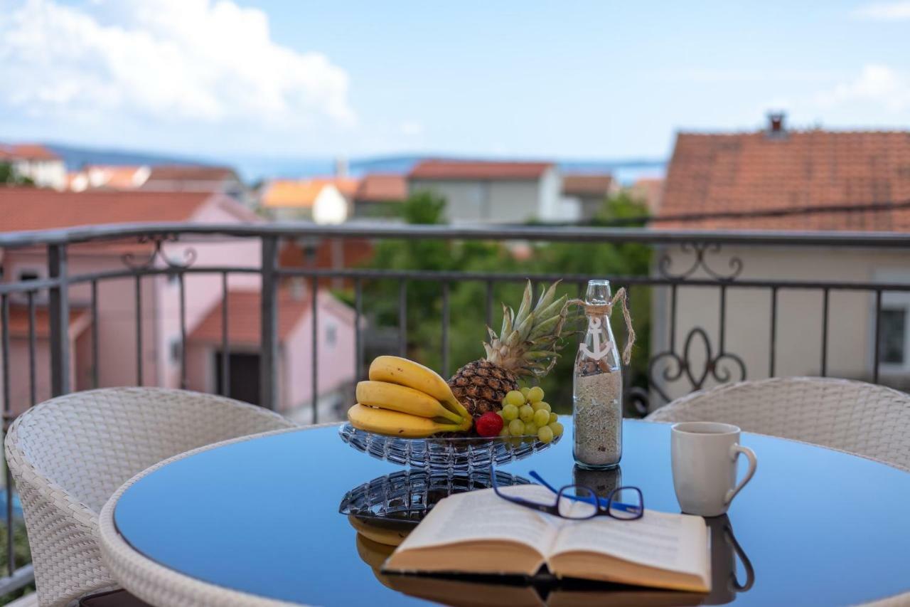 Villa Apartments Kordic Kastela Luaran gambar