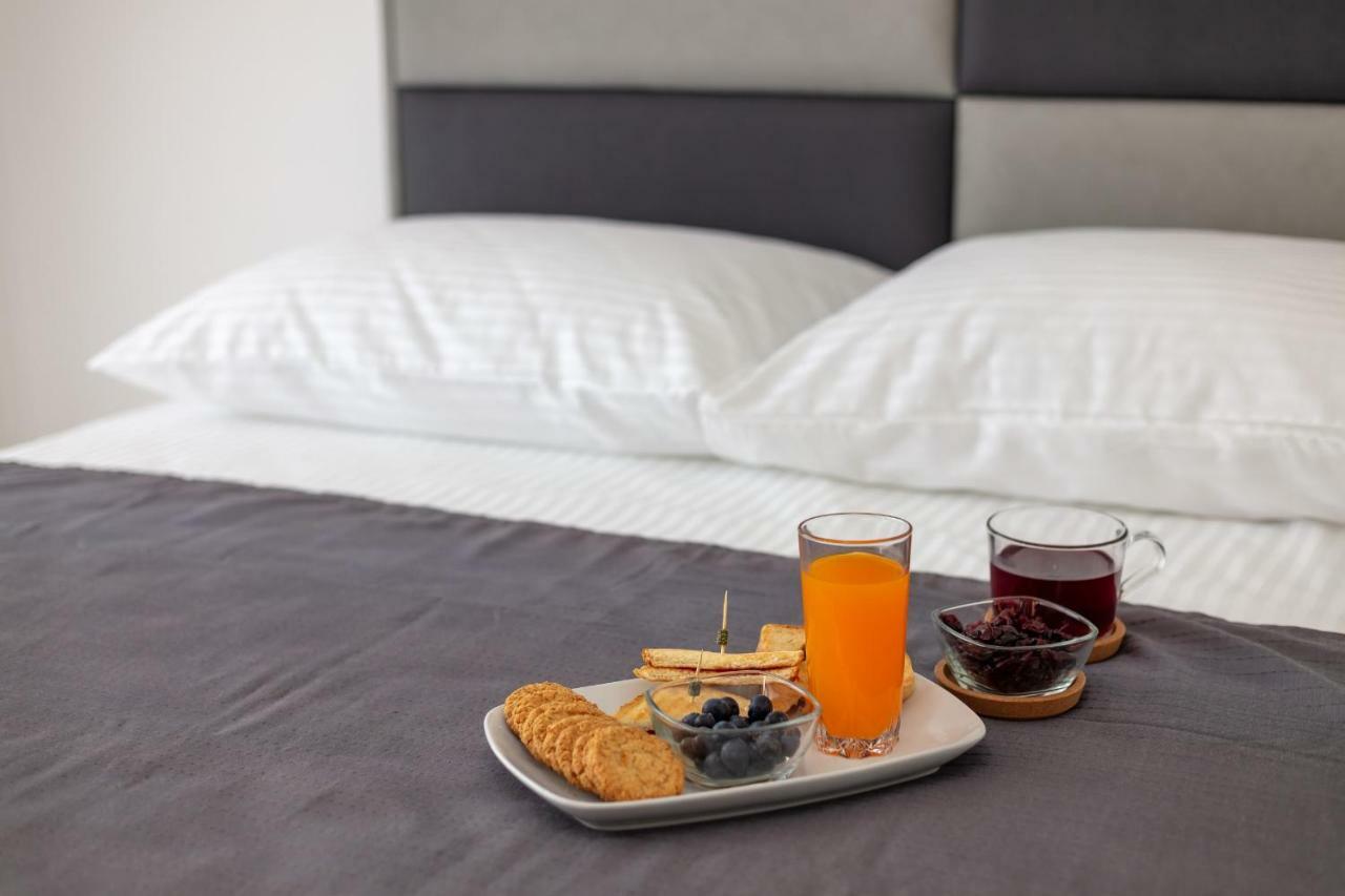 Villa Apartments Kordic Kastela Luaran gambar
